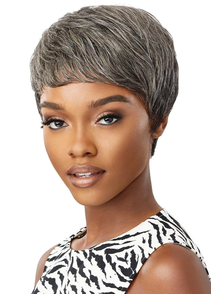 Outre Fab & Fly Gray Glamour Full Wig HH-Eden