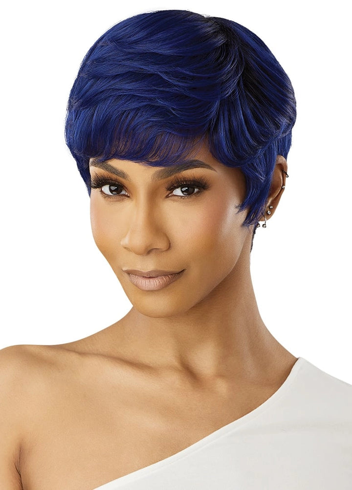 Outre Wig Pop Gray Wig Cruz